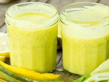 Creamy mango fennel smoothie