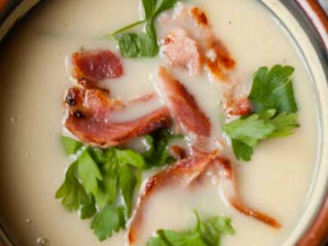 Celeriac soup with bacon