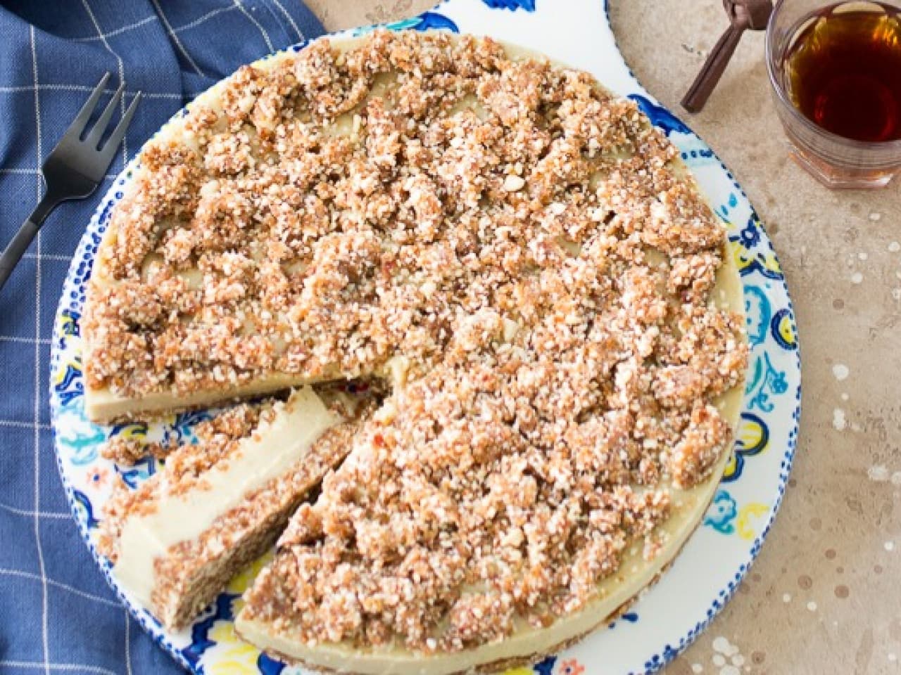 White chocolate cheesecake with ginger and thyme