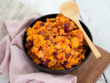 Red beet mash with bacon