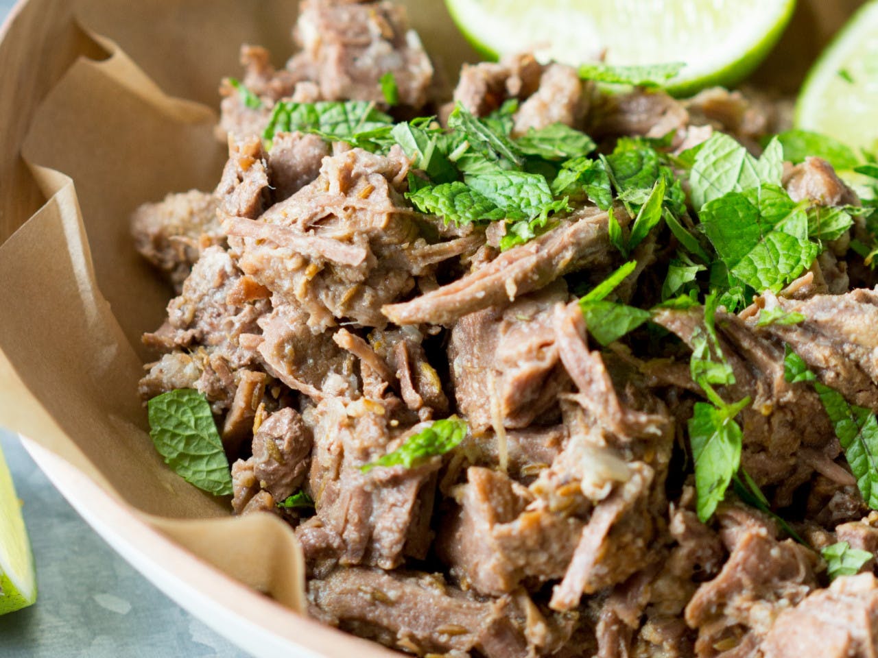Pulled beef with mint and lime
