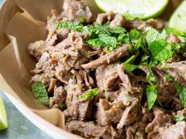 Pulled beef with mint and lime