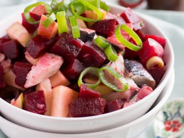 Beet salad with sour herring