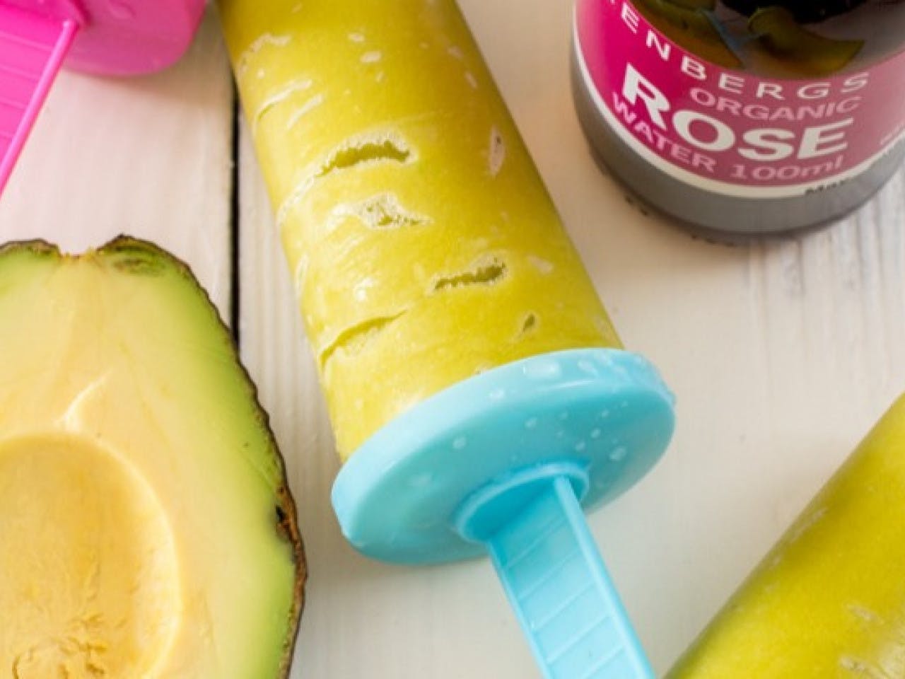 Mango popsicles with rose water