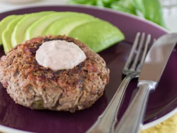 Bacon burgers with apple