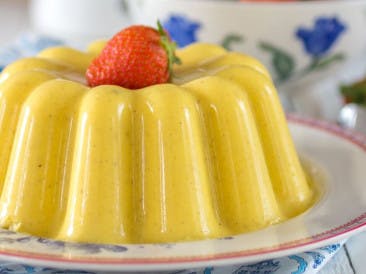 Mango lemon pudding