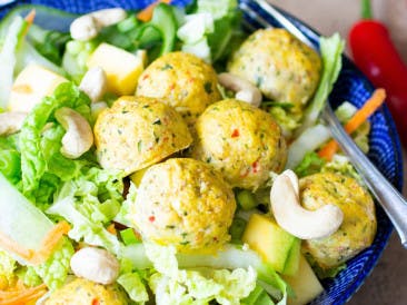Shrimp balls with Thai salad