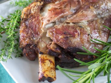 Roasted lamb shoulder with honey