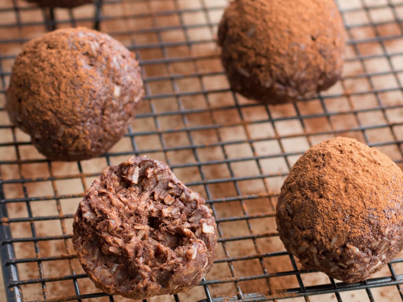 Bolas de chocolate y plátano