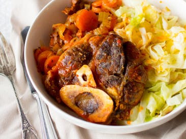 Stewed shank from the slow cooker