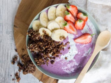 Chia blueberry yogurt