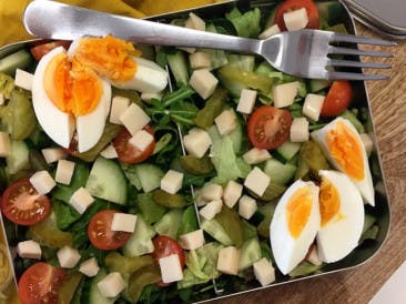 Dutch salad with goat cheese