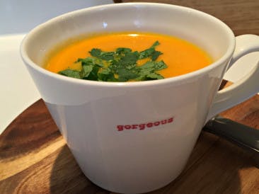 Carrot soup with lime