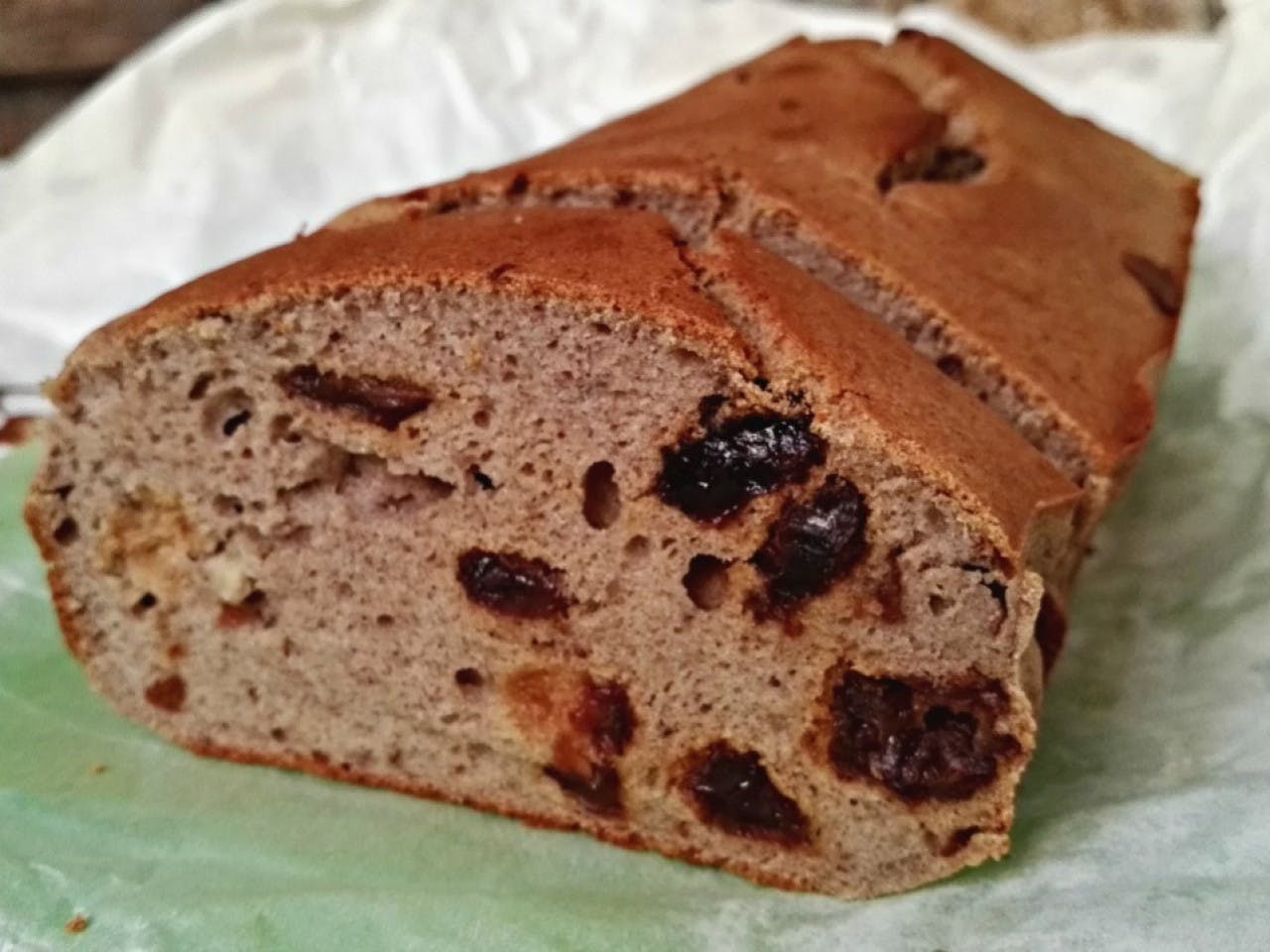 Banana bread with speculoos and buckwheat flour