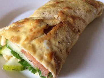 Omelette wrap with salmon (from Fienie)