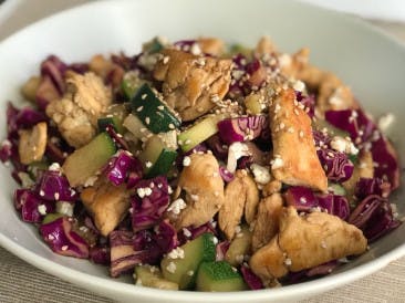Red cabbage salad with chicken and zucchini