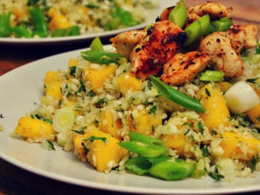 Fennel rice with chicken & mango