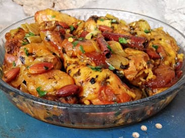 Moroccan stew with chicken and apricots