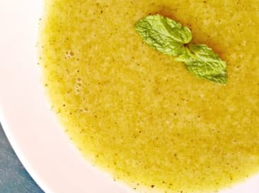 Fenchel-Zucchini-Suppe