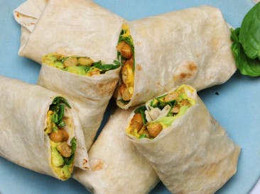 Wraps with spicy chickpeas
