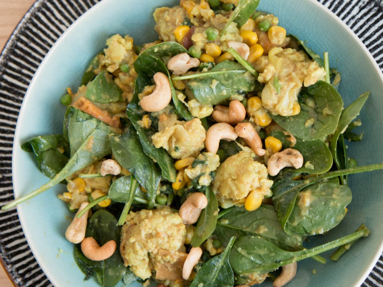 Cauliflower curry with sweet potato and rice