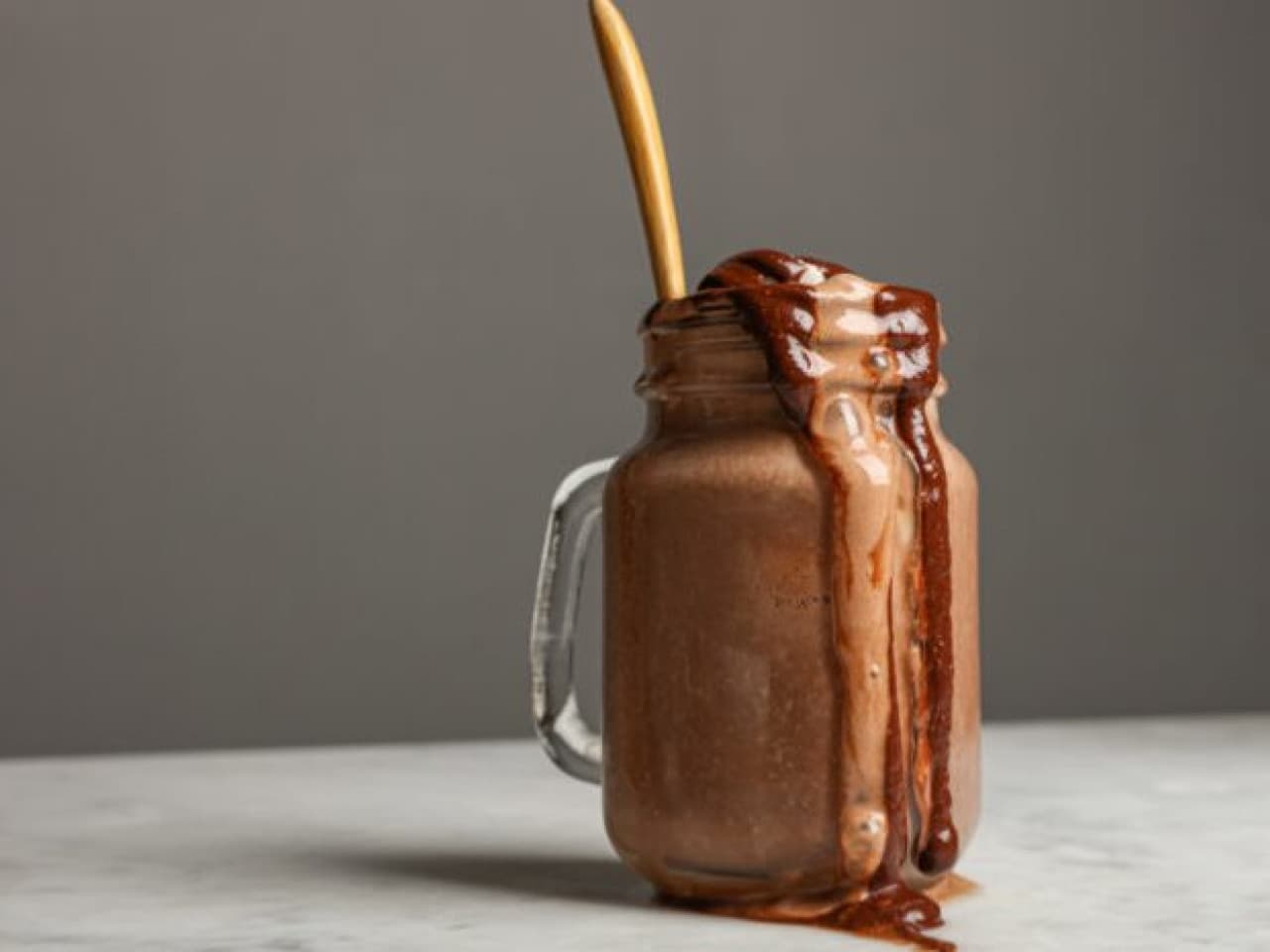 Easy Vegan coffee mocha smoothie