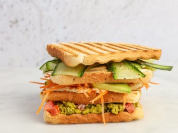 Easy Vegan club sandwich