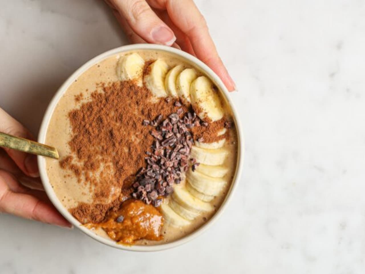 Batido fácil de pastel de calabaza vegano