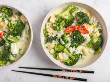 Easy Vegan thai green curry with tofu