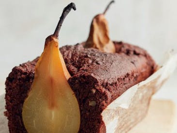 Easy Vegan chocolate pear cake