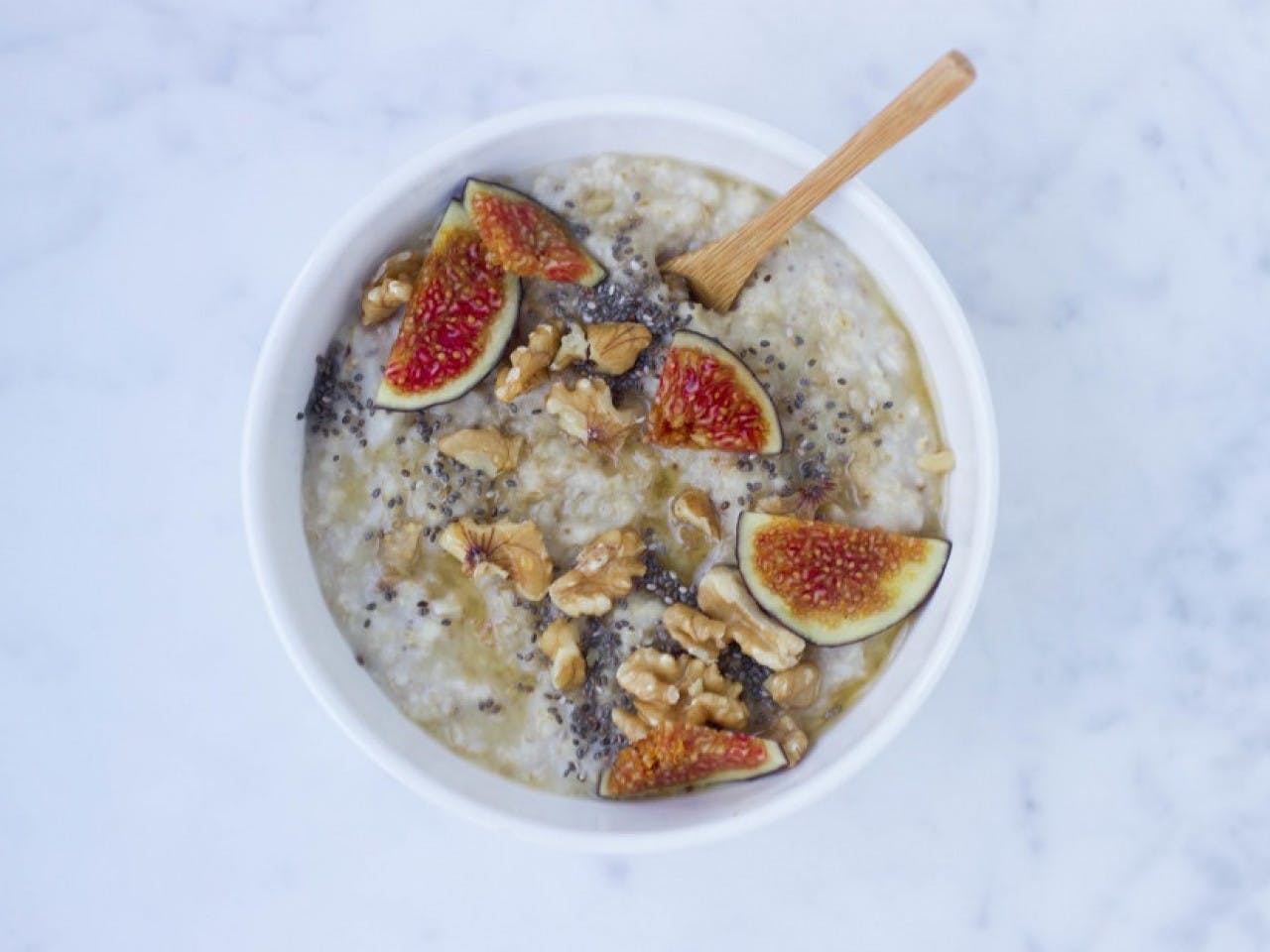 Oatmeal with figs