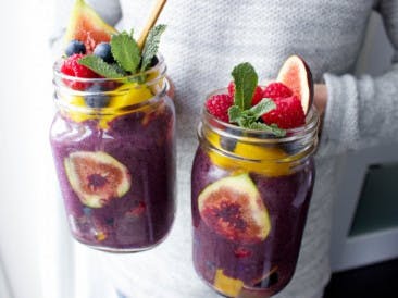 Purple smoothie with blueberries and figs