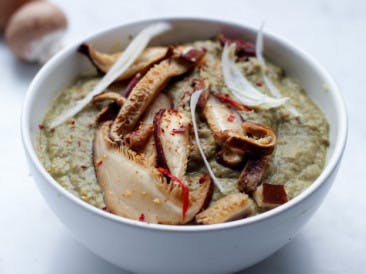 Vegan mushroom soup