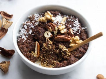 Chocolate quinoa porridge