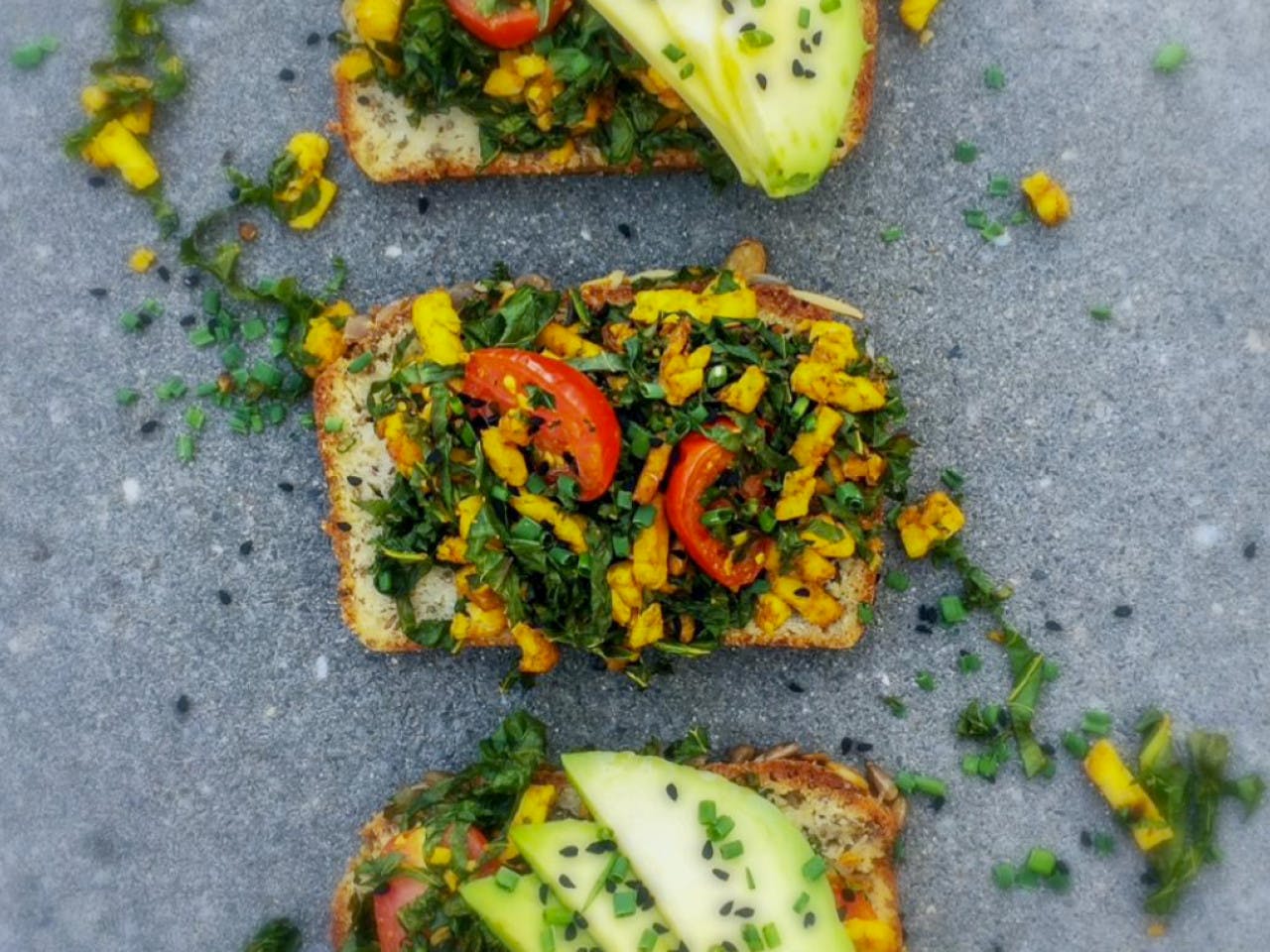 Toast with Tempeh Scramble